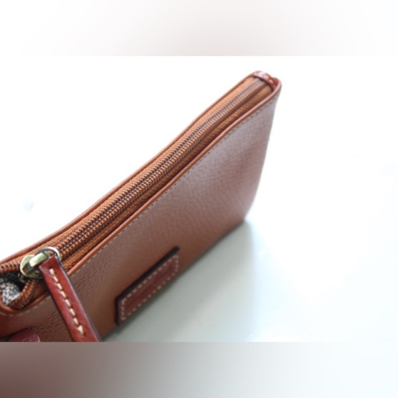 Dooney & Bourke Pebble Grain Zip Clutch/hand Bag - Picture 4 of 10